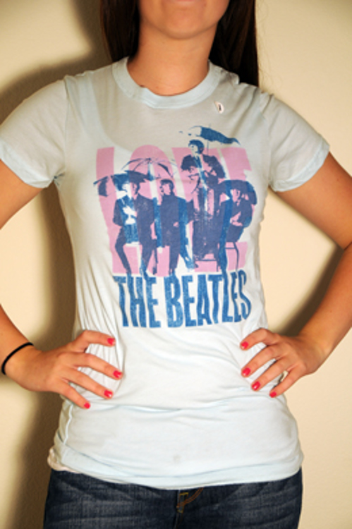 Picture of Beatles T-Shirt: Junk Food  The Beatles Umbrella Blues