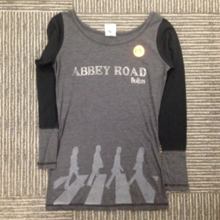 Picture of Beatles Jr's T-Shirt: Embellished Abbey Road Raglan