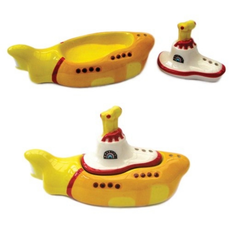 Picture of Beatles Salt & Pepper: The Beatles Yellow Submarine Salt & Pepper Set