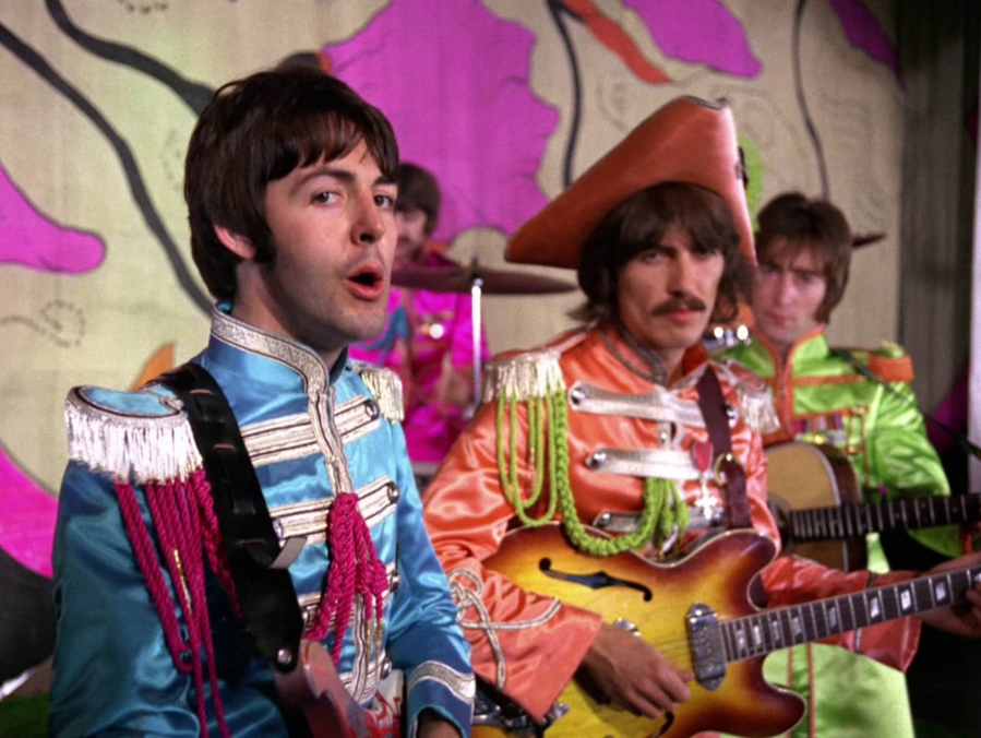 The Beatles - A Day in The Life: December 4, 1967 The Beatles - A Day in The Life: December 4, 1967