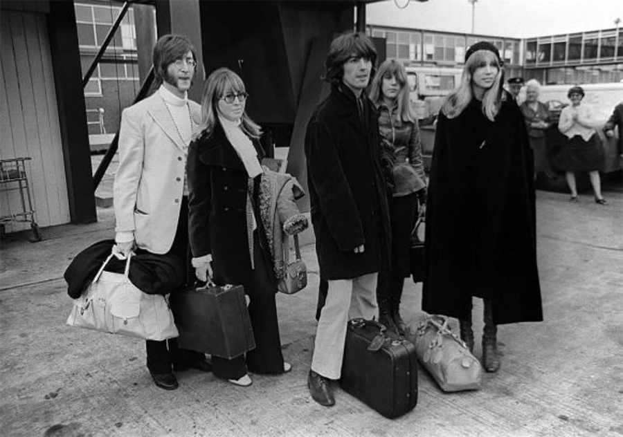 The Beatles - A Day in The Life: February 15, 1968 The Beatles - A Day in The Life: February 15, 1968